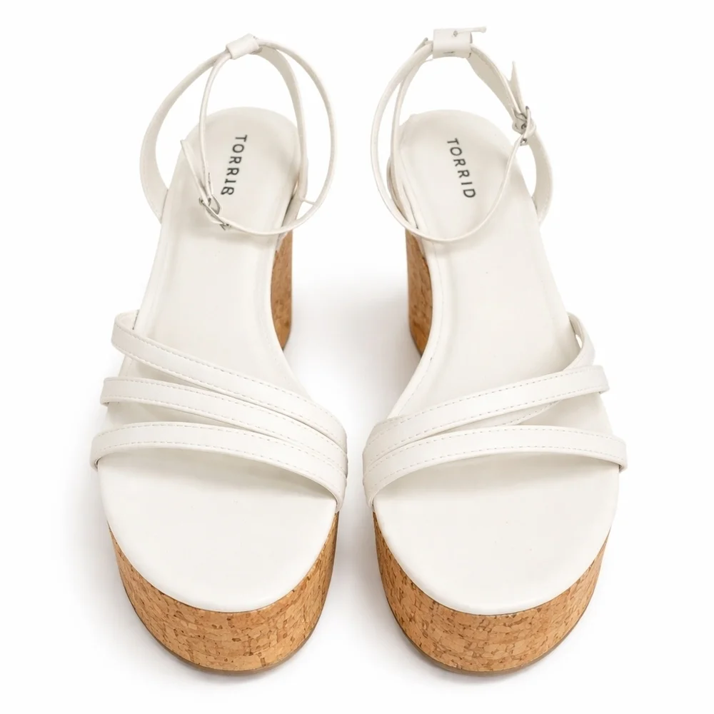Torrid Size 8.5 Bone White Wide Width Cork Platform Strappy Block Heel Sandals